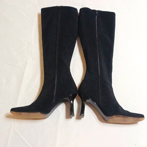 STUART WEITZMAN Black Textured Knee High Heeled Square Toe Boots Size 6 - Picture 2 of 13
